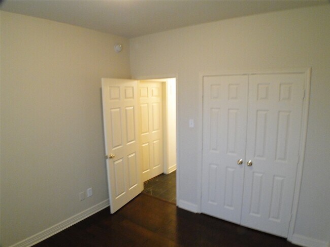 Building Photo - 20606 Palm Rain Ct