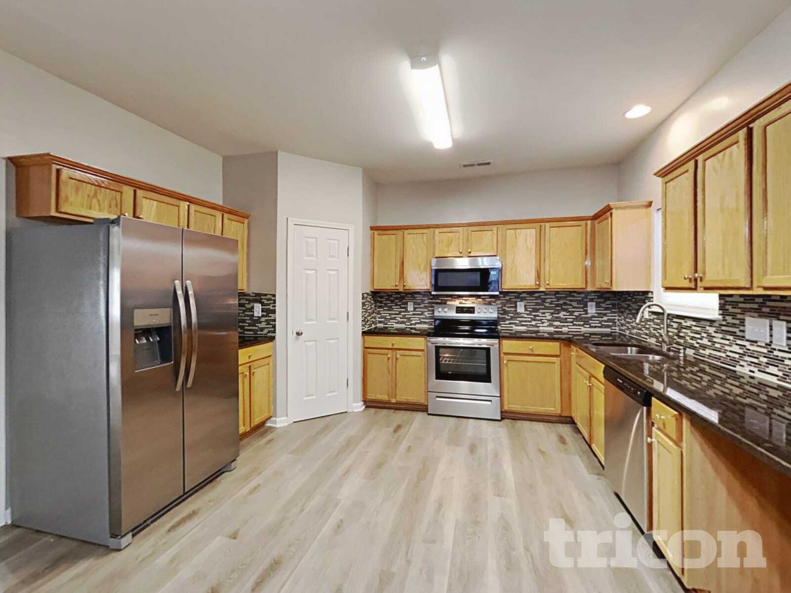 Building Photo - 713 Southridge Dr