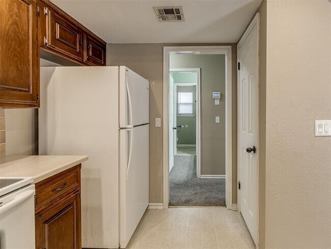 Building Photo - 2131 Jazzman Dr