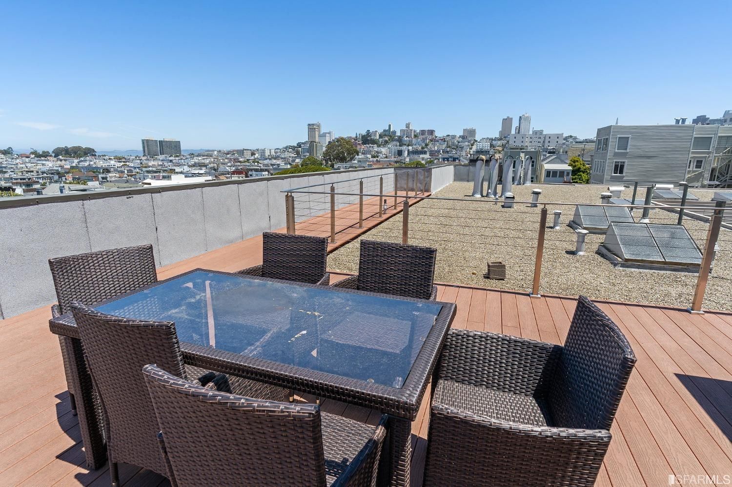 Roof deck view - 2920 Buchanan St