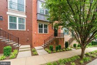 Building Photo - 11692 Sunrise Square Pl