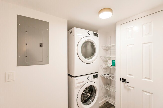 Laundry Room - 3901 S Flagler Dr