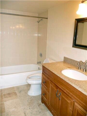 Bathroom - 350 Aoloa St