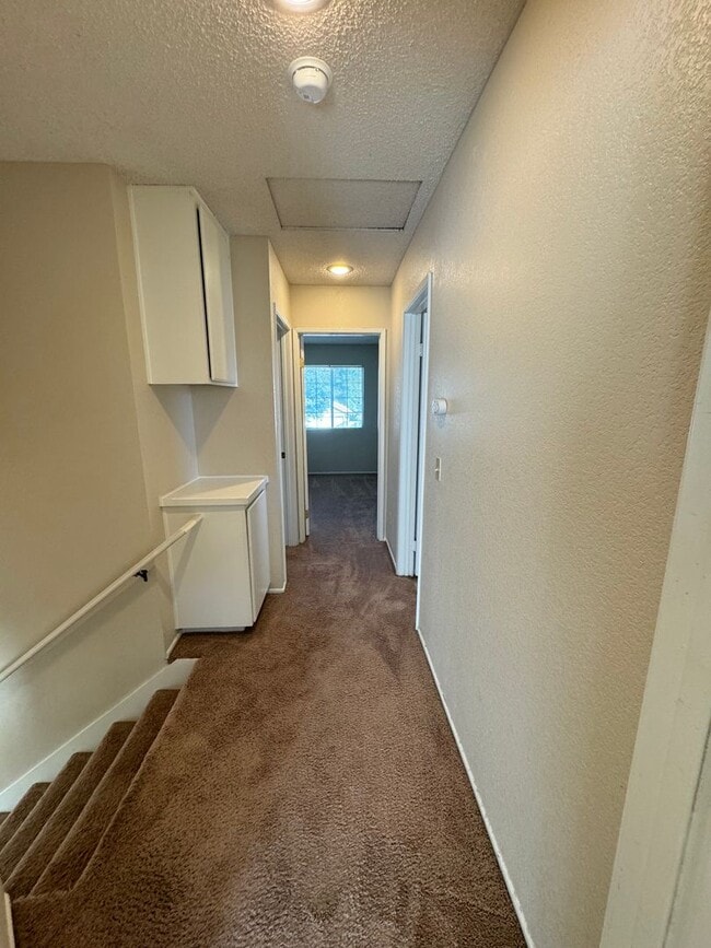 Building Photo - 30235 Cupeno Ln