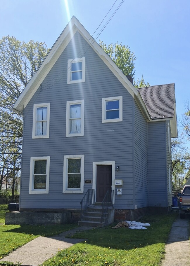 Primary Photo - 9603 Macon Ave