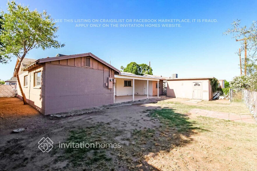 Building Photo - 1754 W 2nd St