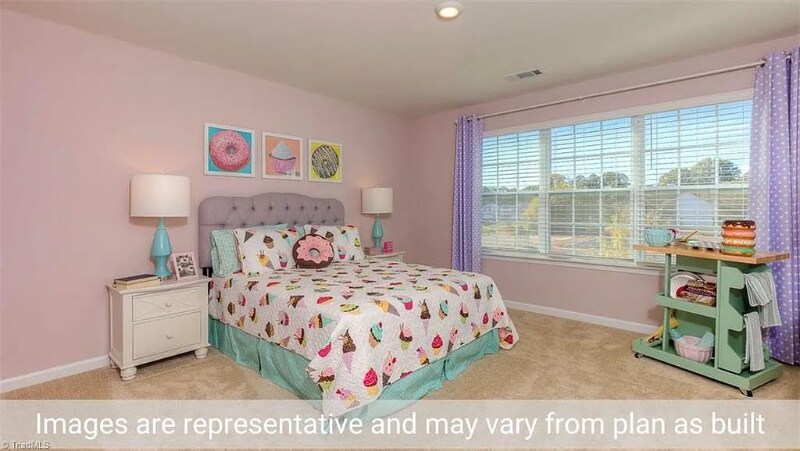 Building Photo - 3696 Waterford Oak Ct