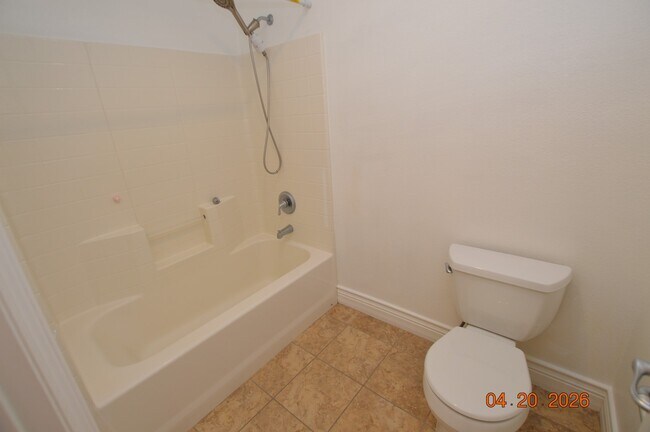 Building Photo - 598 Over Par Ct