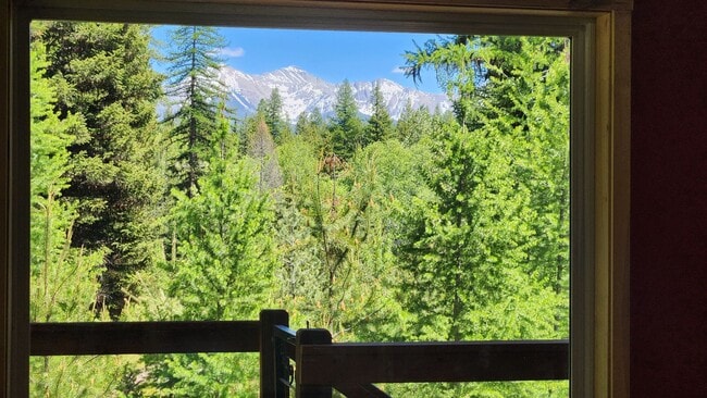 Building Photo - Beautiful Home in Condon