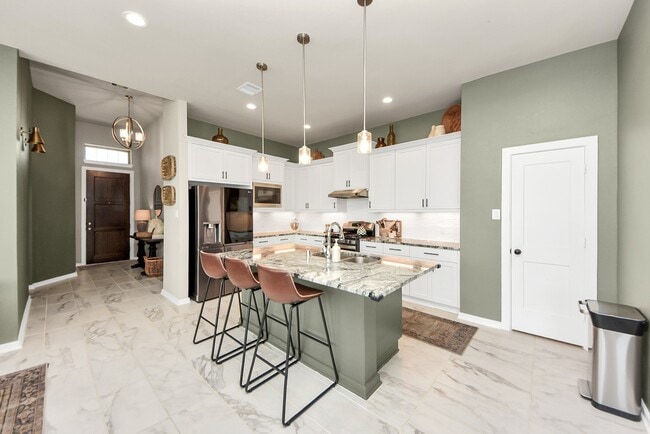 Building Photo - 10810 Spiny Caterpillar Ct