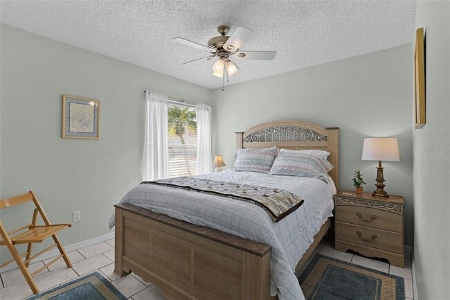 Building Photo - 1330 La Jolla Cir