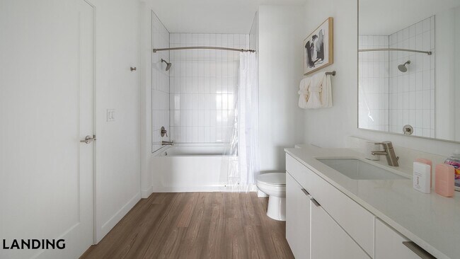 Building Photo - 1801 Patterson St