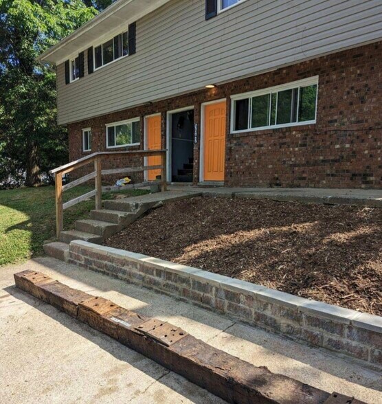 Building Photo - 3047 Simpson Rd