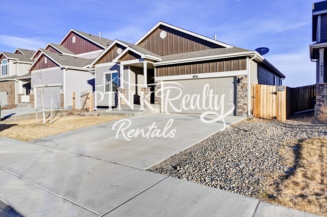 Building Photo - 10716 Ridgepole Dr