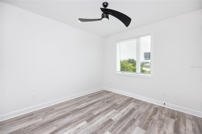 Building Photo - 1520 N Pierce St