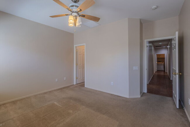 Building Photo - Great Rancho Sahuarita Home!!