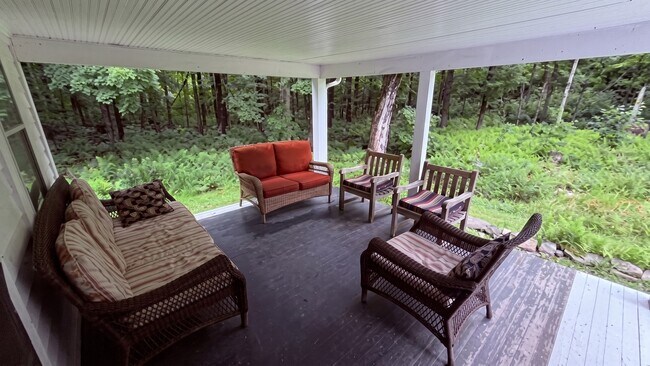 Building Photo - 47 Scoville Rd