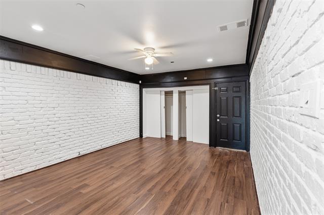 Building Photo - 3005 Club Hill Dr