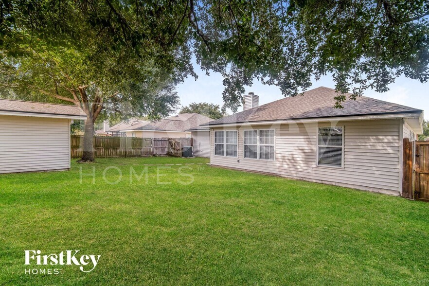 Building Photo - 8370 Watermill Blvd