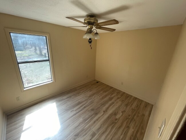 Building Photo - 109 Campground Loop