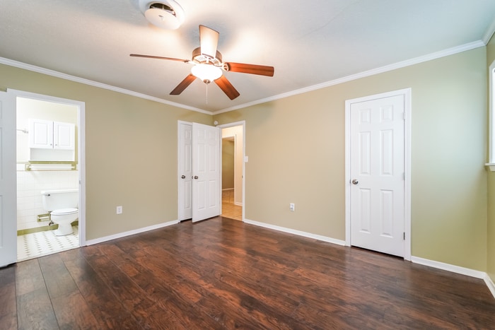 Building Photo - 1215 Rockingham Dr