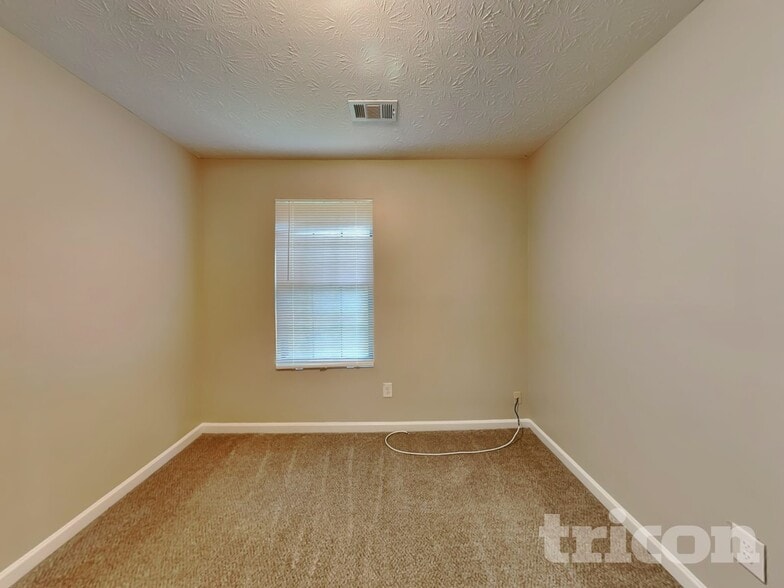 Building Photo - 6169 Charring Cross Ct