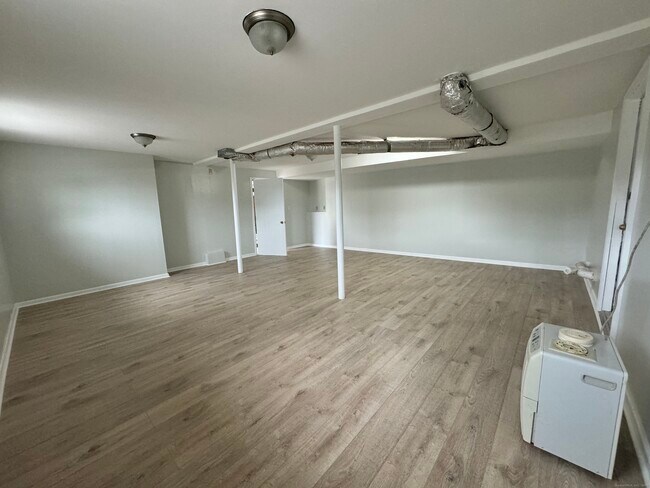 Building Photo - 61 Richard Brown Dr