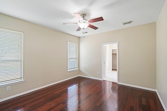 Building Photo - 13403 Scarab Dr