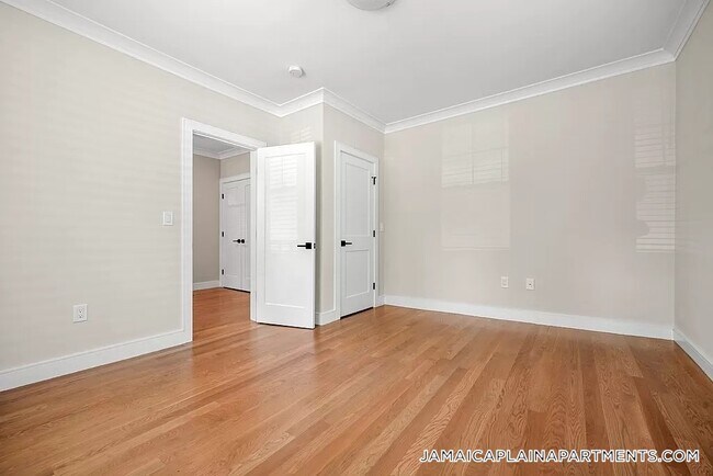 Building Photo - 44 Iffley Rd