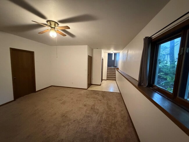 Building Photo - 2568 Pebble Valley Rd