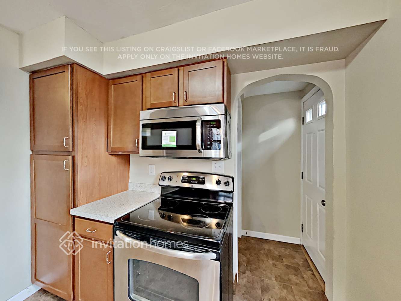 Building Photo - 5628 33rd Ave S