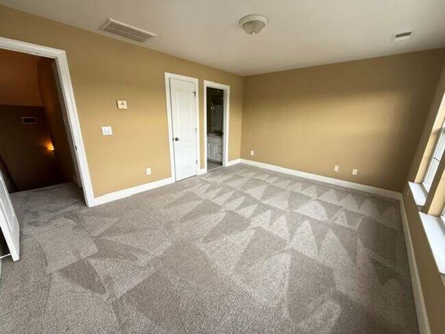 Building Photo - 3026 Sugarberry Ln