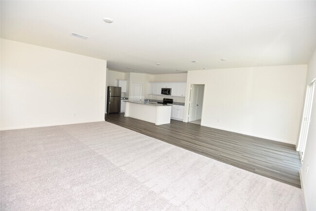 Building Photo - 21659 Cottage Ln