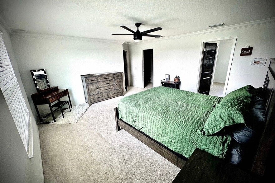 Building Photo - 14598 Cantabria Dr