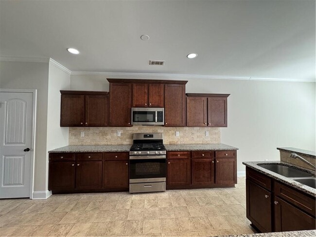 Building Photo - 2251 Chance Ln