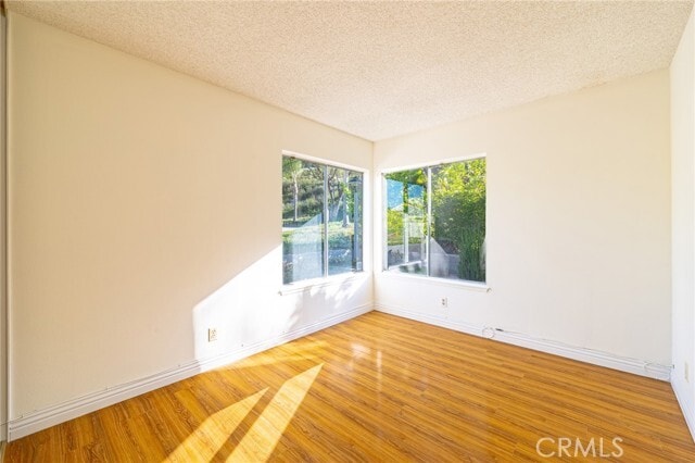 Building Photo - 1044 Cyn Spg Ln