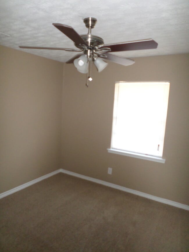 Building Photo - 1256 Whispering Trail