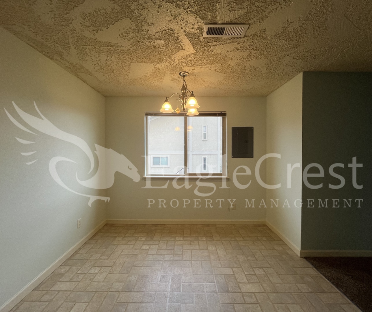 Building Photo - Availability at the Vineyards! 2 Bedroom 2 Bath ~ 2nd Floor Apartment **$200.00 Off 2nd Months Re...