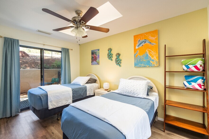 Building Photo - 505 Jacks Canyon Rd