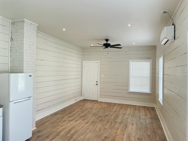 Original Shiplap - 810 Aganier Ave
