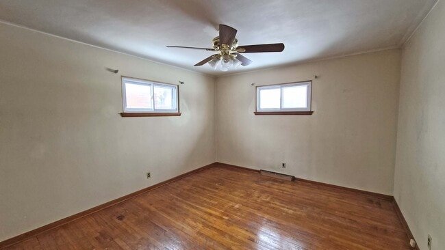 Building Photo - 2689 Sierra Dr