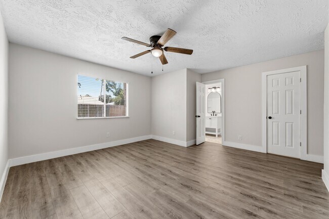 Building Photo - 3535 Nutwood Ln