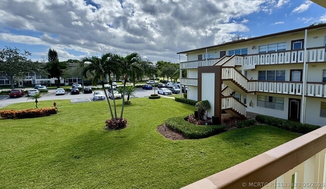 Building Photo - 273 Mansfield G
