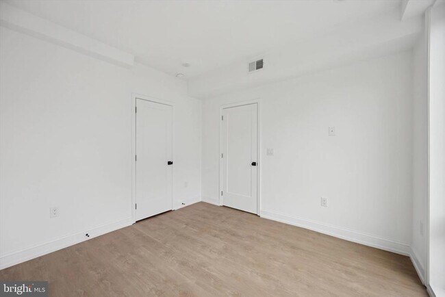 Building Photo - 1614 Ridge Ave