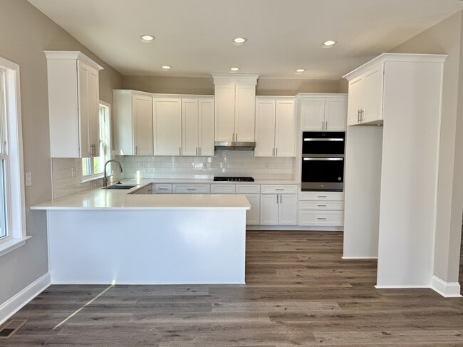 Building Photo - 7988 Humie Olive Rd