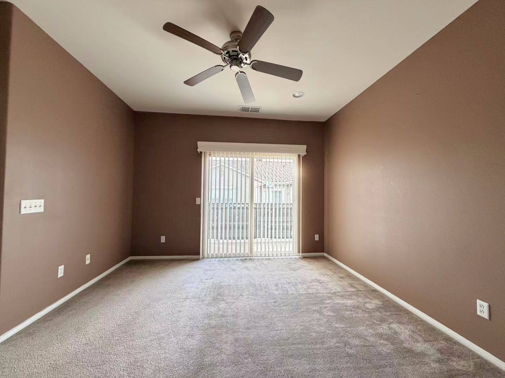 Building Photo - 11450 Church St