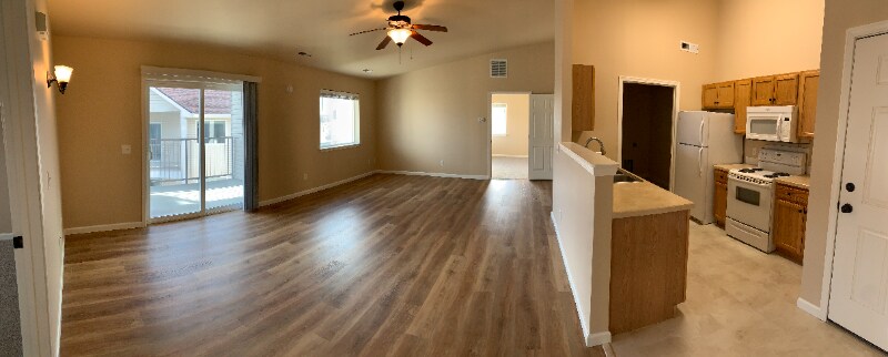 Building Photo - 712 Oakmont Rd