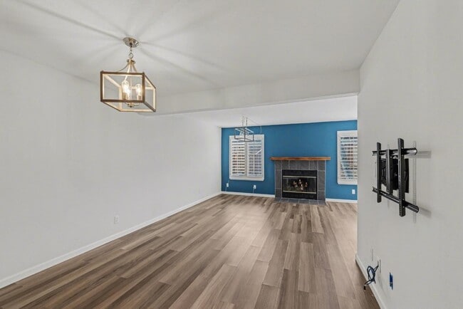 Building Photo - 169 Heron Dr