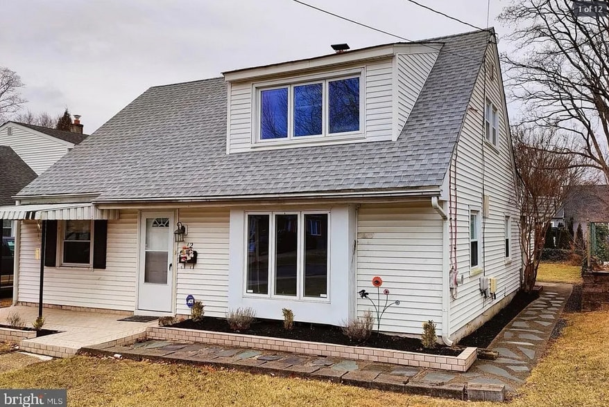 Primary Photo - 12 Wesley Ave