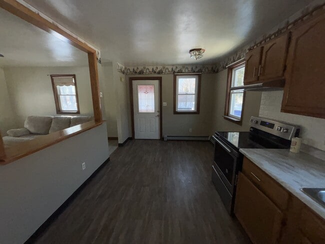 Building Photo - 42 Camp Benson Rd